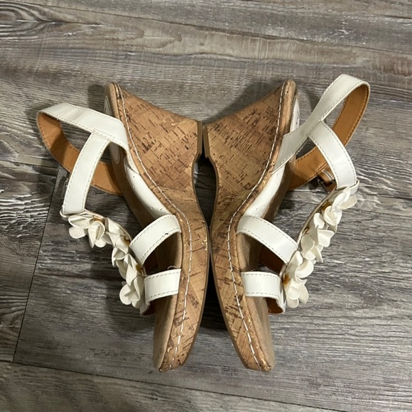 b.o.c. White and Tan Wedges with Floral Accents - Picture 3 of 5